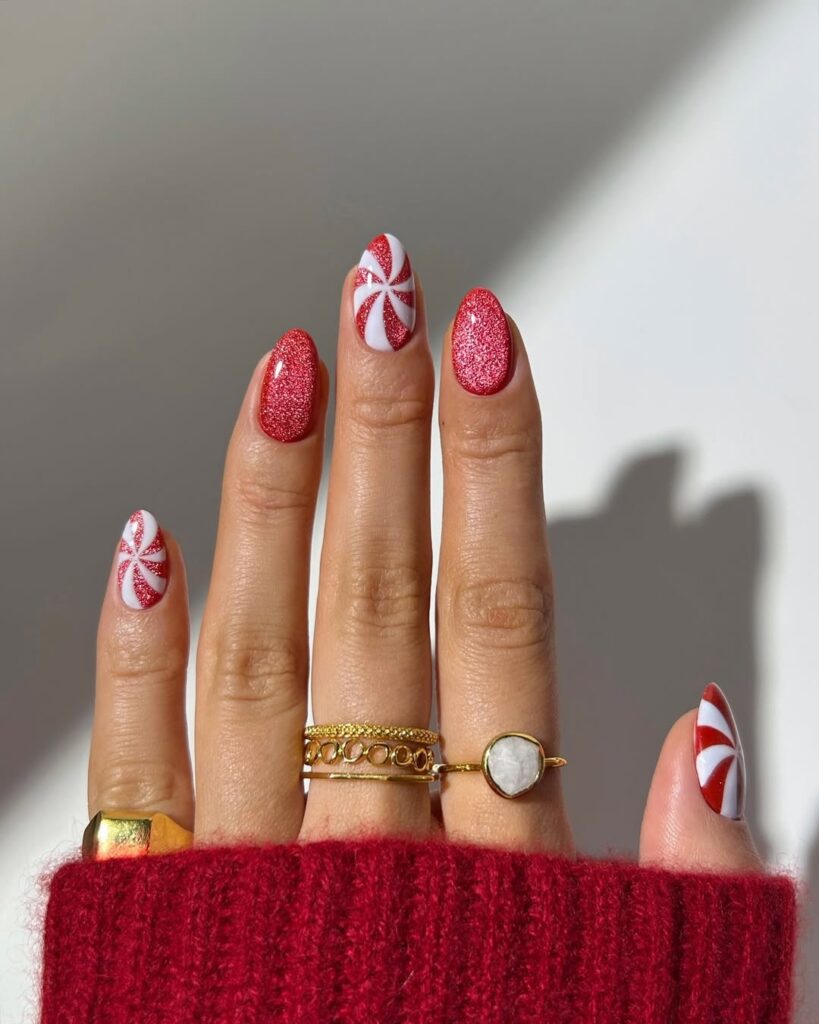 Red and white christmas nails 