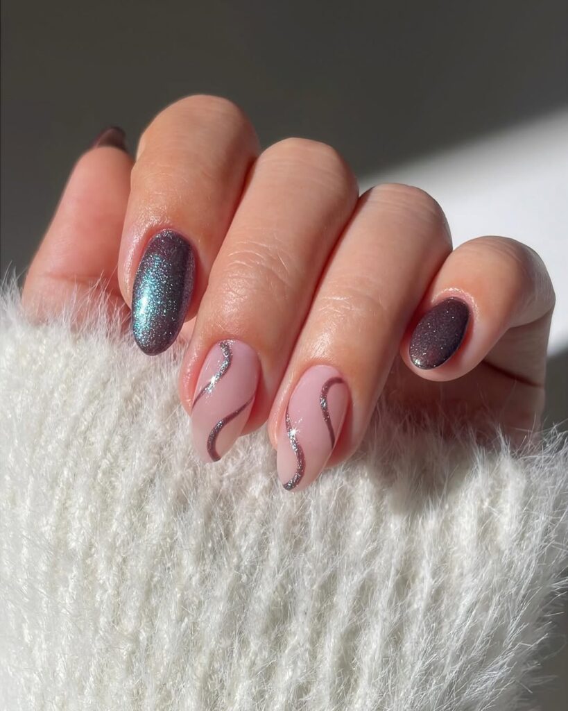 simple swirly nails 